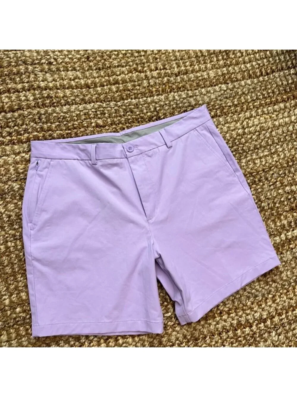 Vineyard Vines OTG Performance Golf Chino Shorts (36 Men’s) Lavender Purple